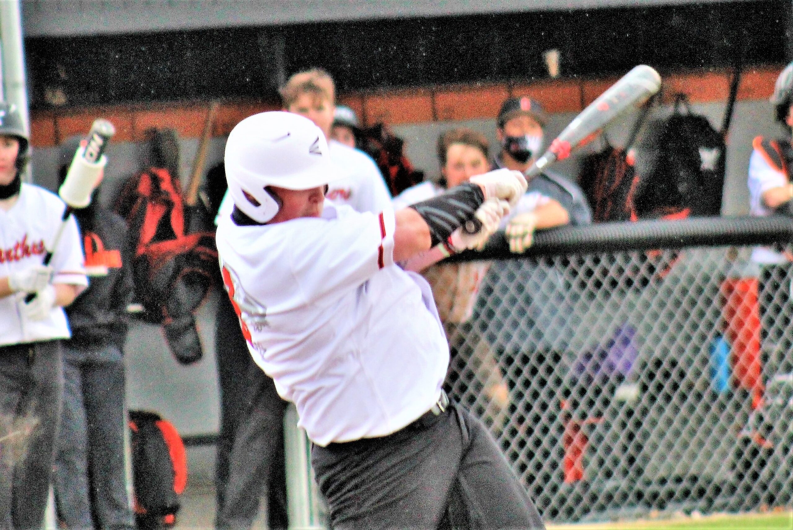 Hughes Grand Slam Leads Panthers to Split with Leslie