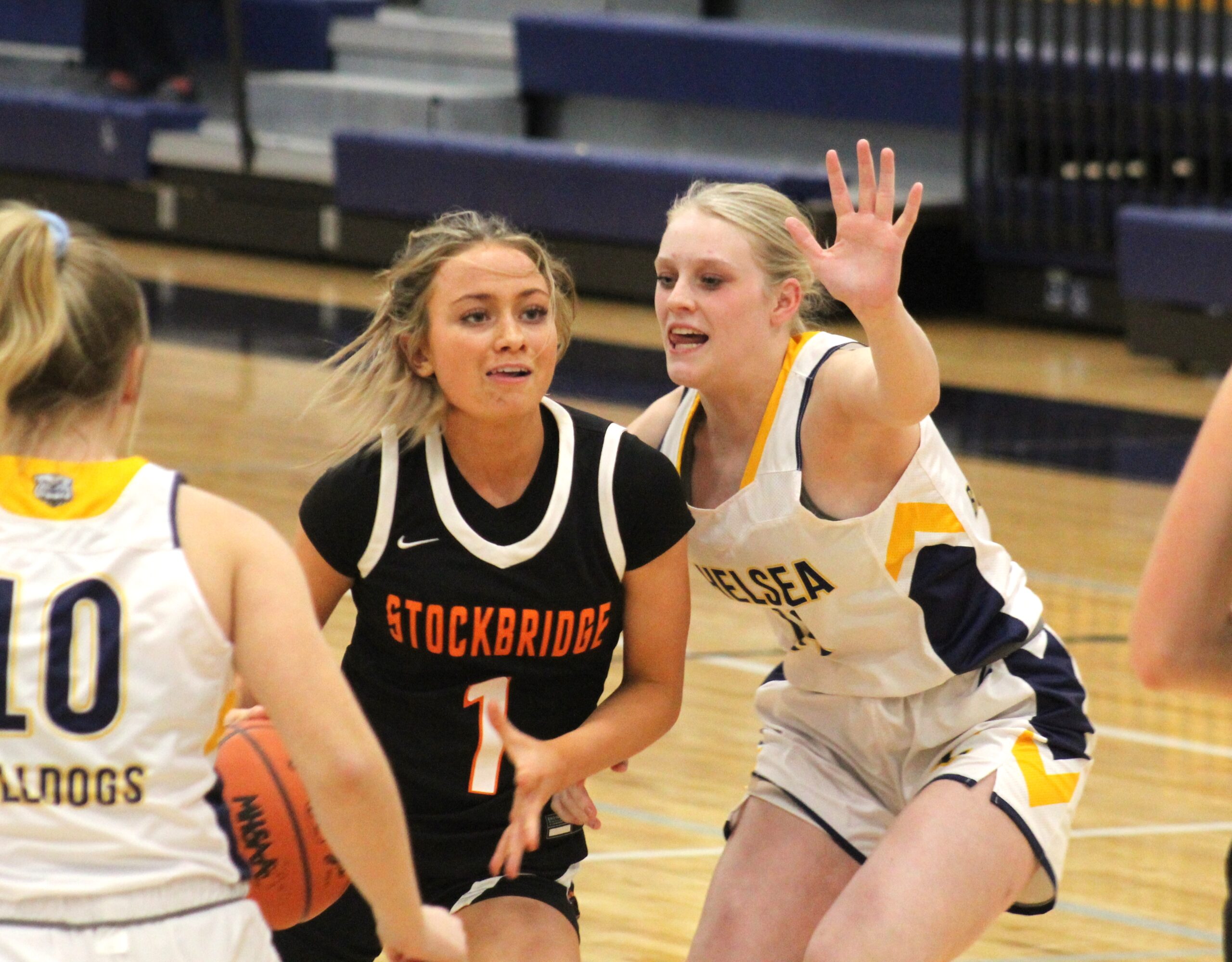 Robidou’s Big Night Lifts Panthers Past Maple Valley