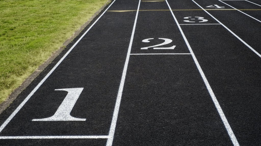 Track and Field Teams Split with Lakewood