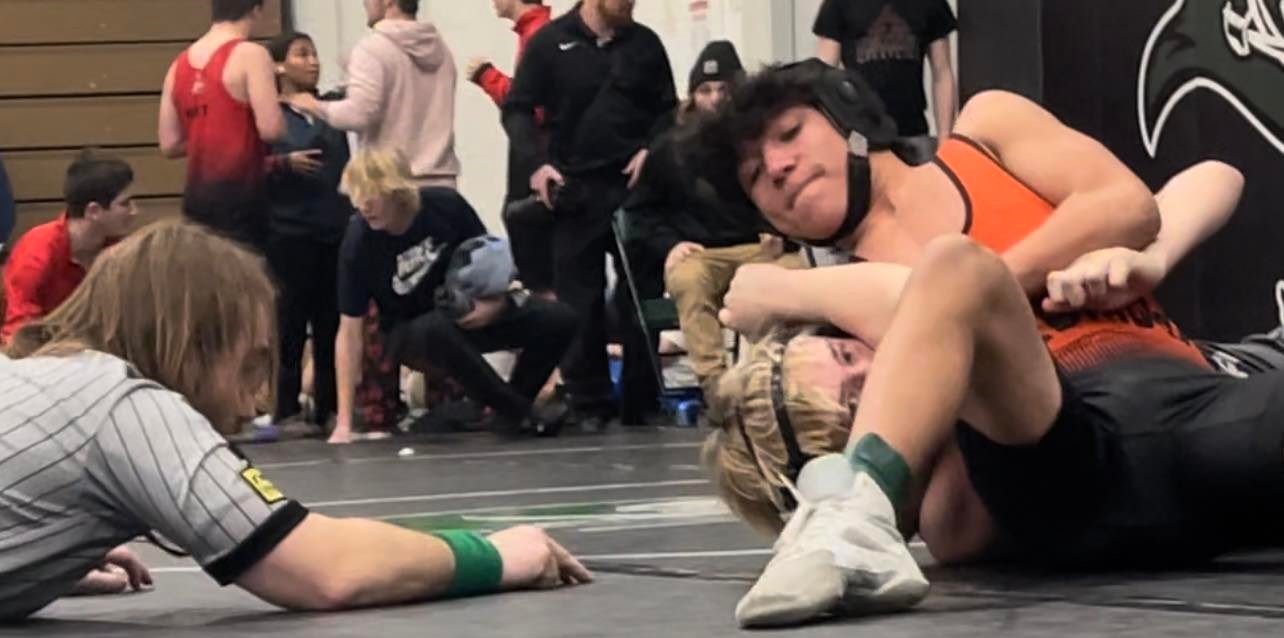 Panther Wrestlers Keep Battling