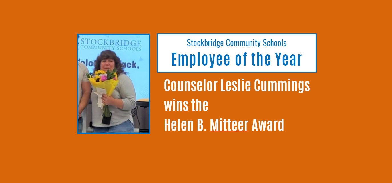Counselor Leslie Cummings wins Helen B. Mitteer Employee of the Year Award